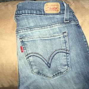 Levi’s 524 Women’s Jeans 7M